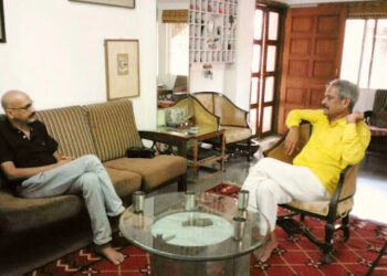 अखिलेश से पीयूष दईया का संवाद