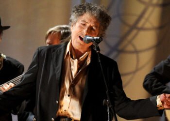 बॉब डिलन: गीत चतुर्वेदी