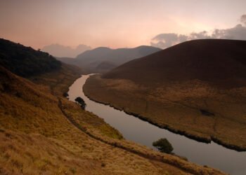 पृथ्वी के लिए शब्द : संतोष अर्श