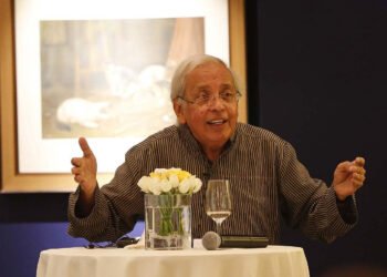 कोरोना एकान्‍त में कुछ कविताएँ : अशोक वाजपेयी